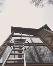 Using ladders to clean your windows
